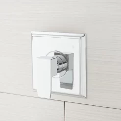 Casement Tub & Shower Set With Lever Handle - Chrome -Home-Bathroom 317208 casement tub and shower set CP diverter Detail170 scaled