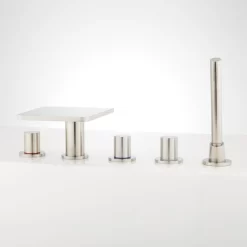 Knox Roman Waterfall Tub Faucet And Hand Shower 10 Knox Roman Waterfall Tub Faucet And Hand Shower -Home-Bathroom 405708 Knox roman tub faucet BN front Beauty10 scaled