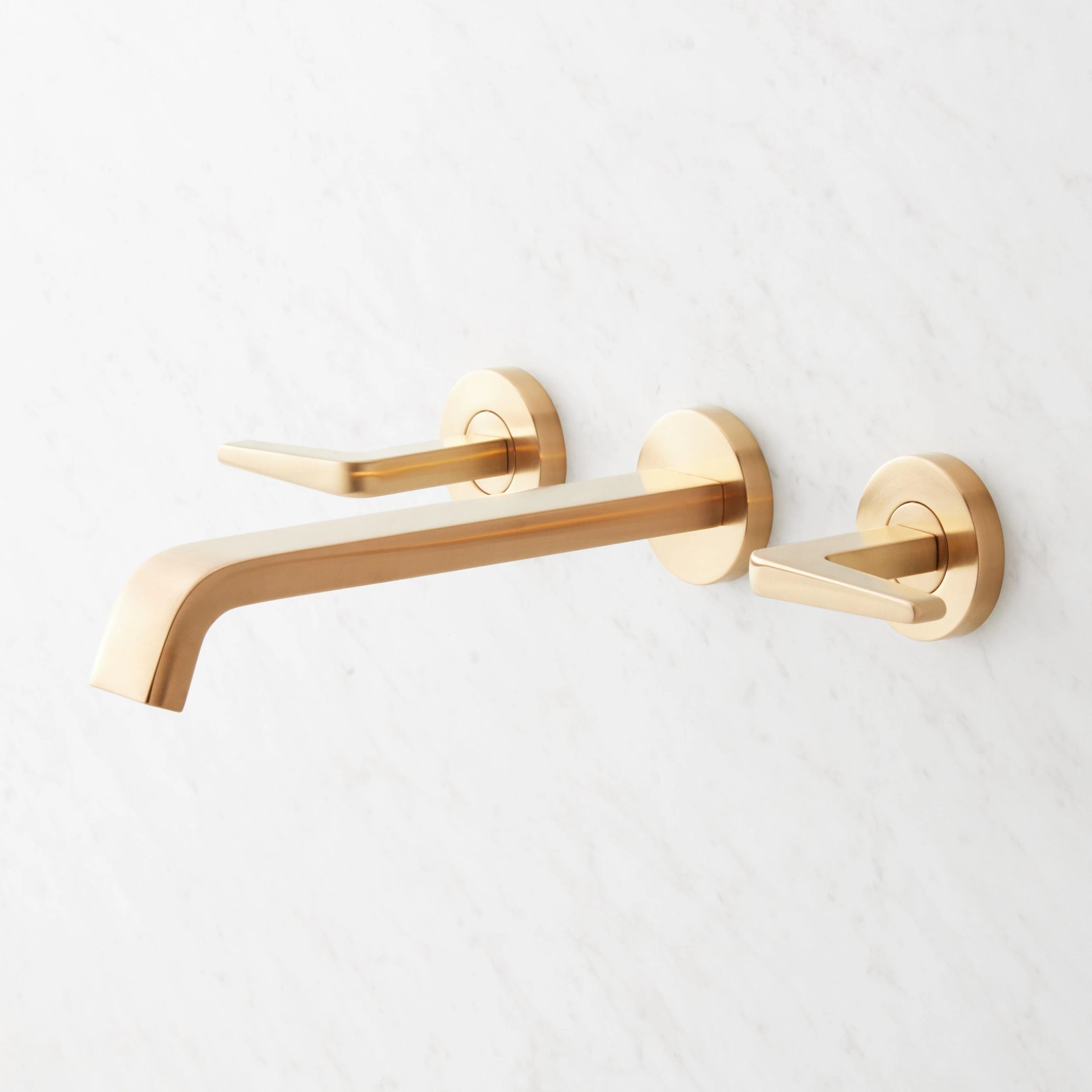 Drea Wall-Mount Tub Faucet 4 Drea Wall-Mount Tub Faucet - Image 4